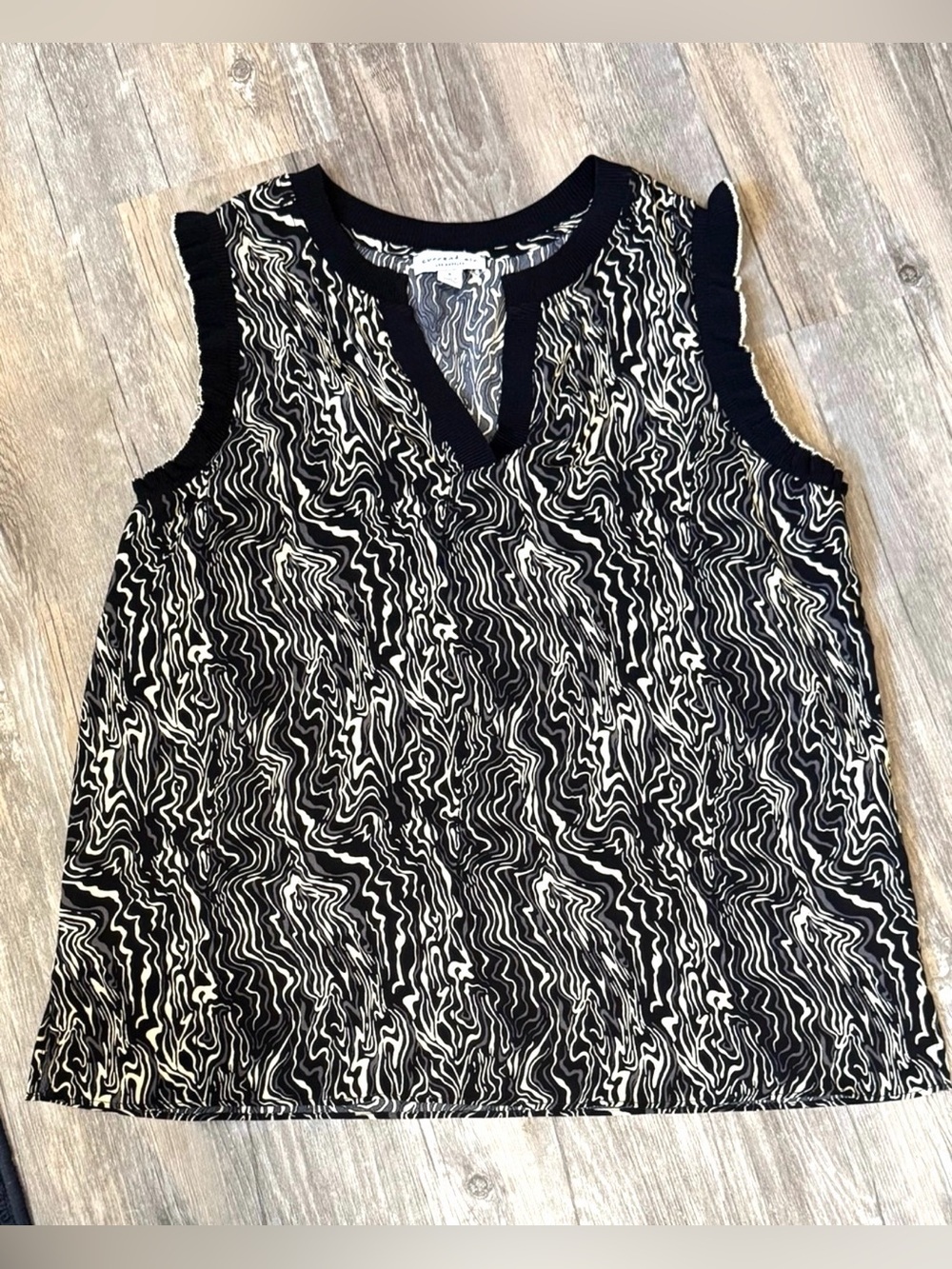 Current Air Black and Cream Wavy Print Tank Top Size Small
